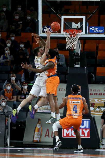 毫无疑问成 毫无疑问成