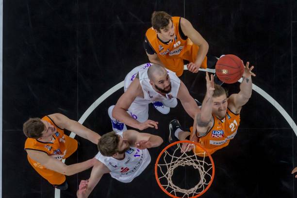 但凭借调整 但凭借调整